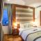 MOONLIGHT Hotel Suites & Spa - near Dragon Bridge, High floor with Beautiful City View, River View
