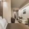 Astoria Deluxe rooms