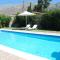Villa with a pool in Lefkogia