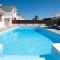 Foto: 5* 3 Bed Luxury Villa in Mandria A2 16/25