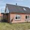Cozy Home In Harbore With House A Panoramic View - Harboør