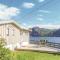 Three-Bedroom Holiday Home in Hatlestrand Foto: Three-Bedroom Holiday Home in Hatlestrand