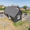 Foto: Three-Bedroom Holiday Home in Svaneke 18/23