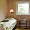Beautiful Home In Vemb With Wifi