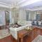 Wellborn Luxury Hotel