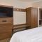 Holiday Inn Express & Suites - Ottumwa by IHG