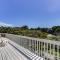 Spindrift Oceanfront Home - The Helm - 班敦