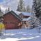 New England Cottage - Shaver Lake