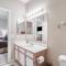 Pristine Top Floor Condo With Access To Clubhouse & Pools