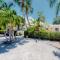 Blue Wave Villa West