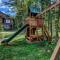 Whispering Pines Lodge: 9 Bedroom - إيغل ريفير