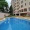 Fenesi Gardens Apartments