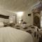 Melek Cave Hotel