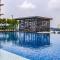 2 Bedroom 2 BATHROOM NEAR SUMWAY PYRAMID