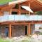 Mountain Chalet R