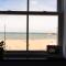 The Seaview Apartment - Margate Beach - By Goldex Coastal Breaks - Margate