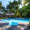 Pura Vida Beach & Dive Resort