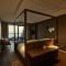 Hotel de Blanke Top