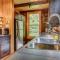 Chic log chalet with hot tub - Mont-Tremblant north side by Reserver.ca - Lac-Superieur