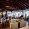 Coconuts Maresias Hotel