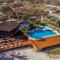 Coconuts Maresias Hotel