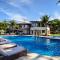 Coconuts Maresias Hotel