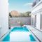 Flores Passport House - 英德