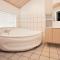 12 person holiday home in Ebeltoft-By Traum