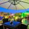 Aman Continental - 2Mins from Railway Station and 5 Mins from Metro - Dillí