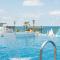 Hotel Eskada Beach