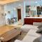 Modern 2 bed room large apartment