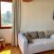 Modern 2 bed room large apartment