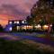 Golden Pebble Hotel