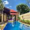 Kartika Dahayu Private Pool Villas - 苏卡瓦提