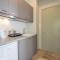 Mare Dentro Kalamaki Beachroad Apts by "elite"