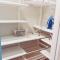 2 Bedrooms Private Kitchen Livingroom Robinwood Condo Suite