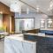 Bluebird Suites Near Chevy Chase - بيثيسدا