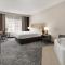 Country Inn & Suites by Radisson, Detroit Lakes, MN