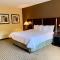 Whitney Inn & Suites - هامدين