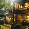 Canvas Family Home