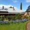 Donalea Bed and Breakfast & Riverview Apartment - Castle Forbes Bay