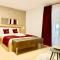 Hotel Adore