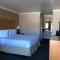 Lake Point Lodge