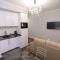 Luxury 2 bedrooms apartment walking distance from Gur-Emir