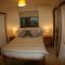 Hooters Apartment EV Point