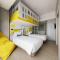 YELLO Hotel Harmoni