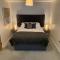 Three Bedroom Townhouse with Parking