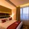 Ramada Hotel & Suites by Wyndham Yerevan - Jerevan