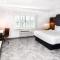 Hollywood Inn Suites Hotel