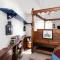 The West Usk Lighthouse Lightkeepers Lodge